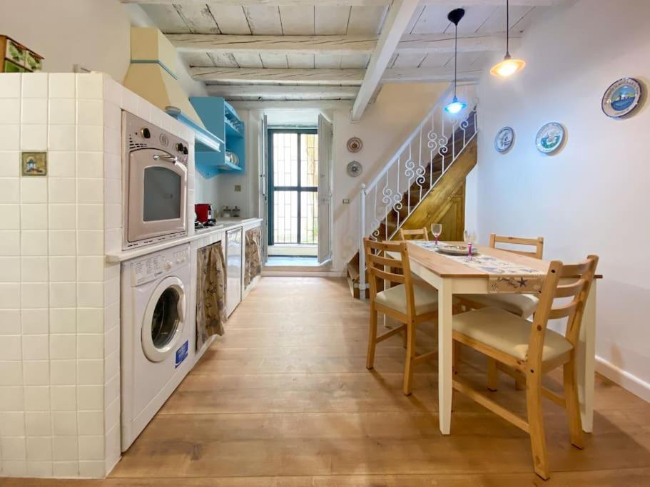 Ortigia 116 Apartment Syracuse ภายนอก รูปภาพ